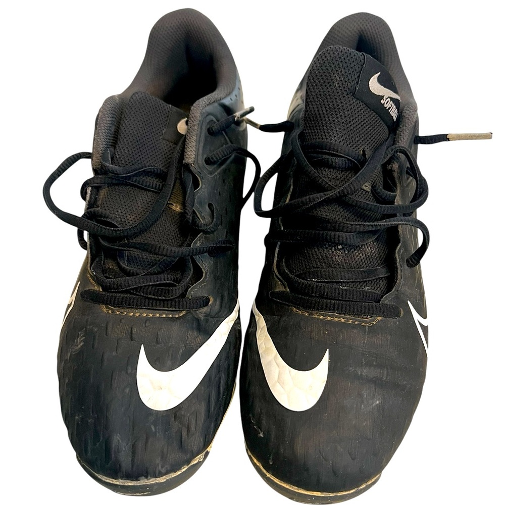 Women’s Hyperdiamond Softball Cleats